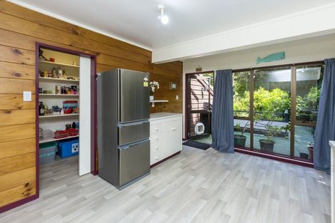 Photo of property in 27 Fendalton Crescent, Pinehaven, Upper Hutt, 5019