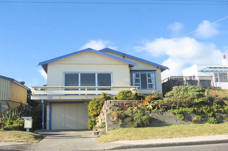 Photo of property in 130 The Parade, Paekakariki, 5034