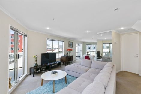 Photo of property in Columbia Apartments, 25/30 Cuba Street, Te Aro, Wellington, 6011