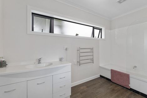 Photo of property in 14 Duncans Way, Otaki Beach, Otaki, 5512