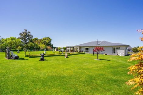 Photo of property in 8 Camellia Lane, Carterton, 5713