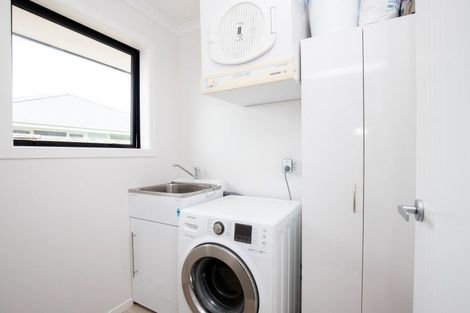 Photo of property in 35 Costello Drive, Ngatea, 3503