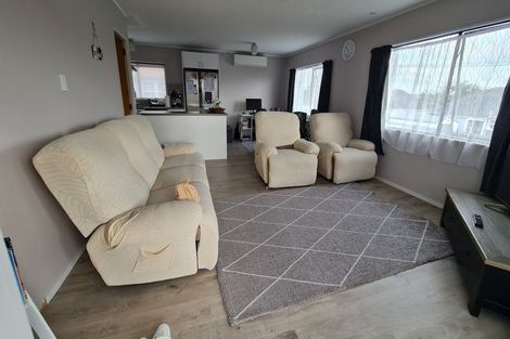 Photo of property in 2 Anzac Road, Gate Pa, Tauranga, 3112