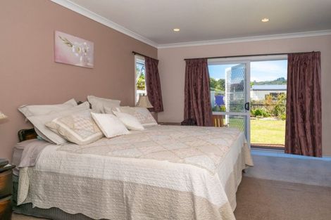 Photo of property in 13 Cook Drive, Whitianga, 3510