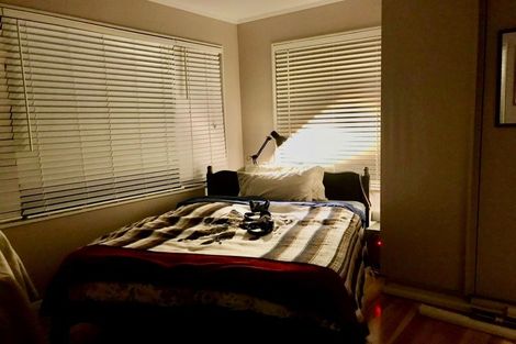 Photo of property in 16 Corlett Road, Plimmerton, Porirua, 5026