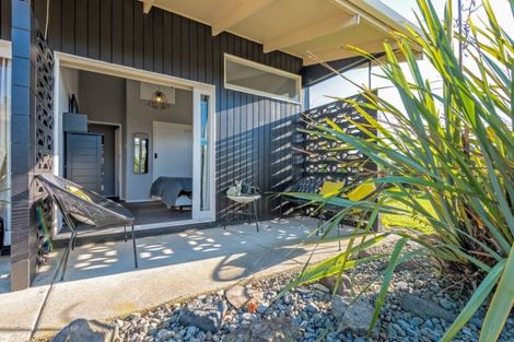 Photo of property in 38 Kelvin Grove Road, Kelvin Grove, Palmerston North, 4414