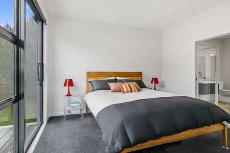 Photo of property in 43a Heretaunga Street, Petone, Lower Hutt, 5012