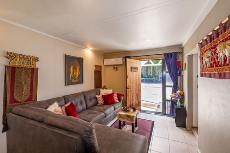 Photo of property in 71a Maces Road, Bromley, Christchurch, 8062