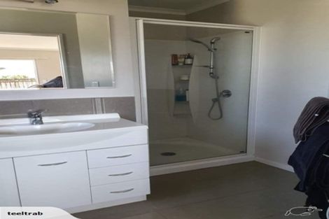 Photo of property in 54 Fraser Drive, Feilding, 4702