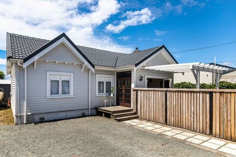 Photo of property in 8 Wilson Road South, Waihi Beach, 3611