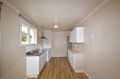 Photo of property in 76 Adamson Crescent, Glengarry, Invercargill, 9810