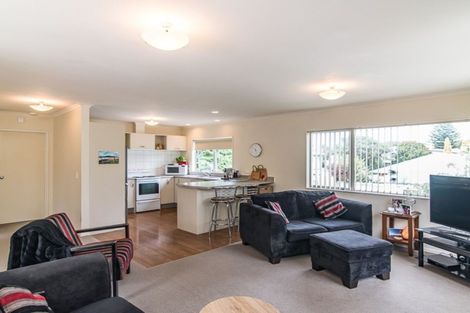 Photo of property in 9a Francis Road, Paraparaumu Beach, Paraparaumu, 5032