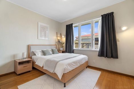 Photo of property in 15 Sheridan Street, Silverdale, Hamilton, 3216