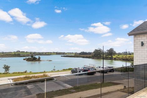 Photo of property in 20 Evergreen Parade, Rosehill, Papakura, 2113
