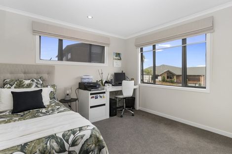 Photo of property in 9 Westview Place, Western Heights, Hamilton, 3200