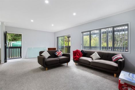 Photo of property in 16 Hobson Heights Road, Lucas Heights, Auckland, 0632
