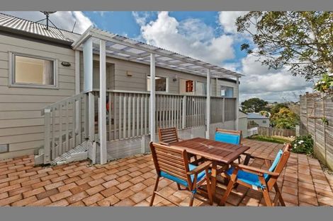 Photo of property in 20 Orton Street, Glenfield, Auckland, 0627