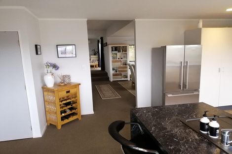 Photo of property in 24 Montclair Rise, Browns Bay, Auckland, 0630