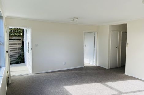 Photo of property in 49a Huntingdon Street, Northland, Wellington, 6012