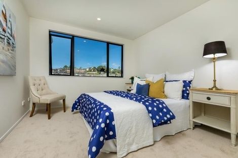 Photo of property in 8 Seafarer Crescent, Stanmore Bay, Whangaparaoa, 0932
