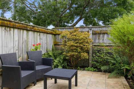 Photo of property in 52 Pine Avenue, Ebdentown, Upper Hutt, 5018