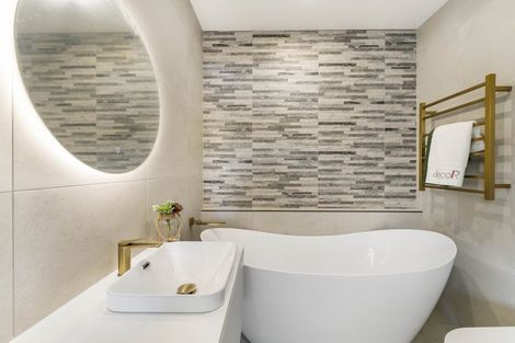 Photo of property in 4 Aituaa Road, Pukekohe, 2120