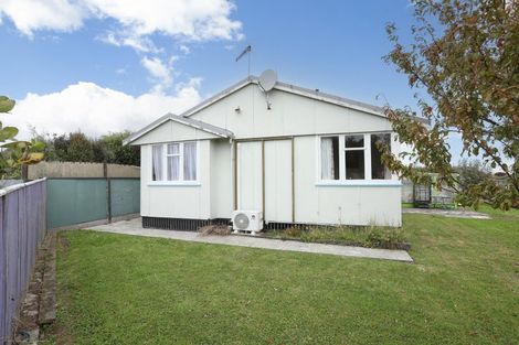 Photo of property in 22 Barton Street, Marton, 4710