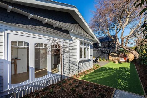 Photo of property in 142 North Avon Road, Richmond, Christchurch, 8013
