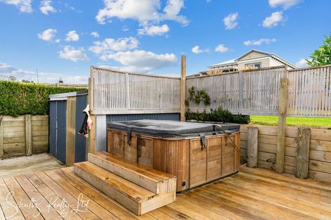 Photo of property in 30 Settlement Road, Kaiwaka, 0573