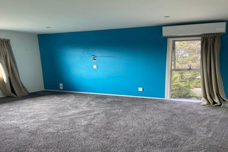 Photo of property in 4 Geoffrey Road, Torbay, Auckland, 0630