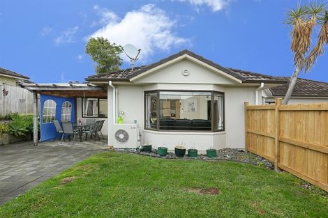 Photo of property in 30 Carnelian Court, Westgate, Auckland, 0614