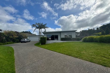 Photo of property in 121 Butcher Road, Pukekohe, 2120