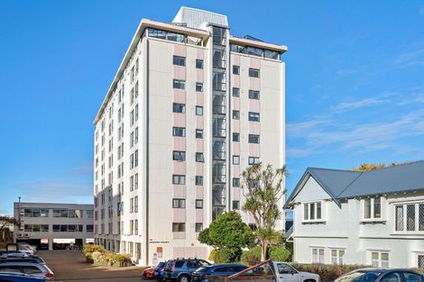 Photo of property in Hobson Court Flats, 19/70 Hobson Street, Thorndon, Wellington, 6011