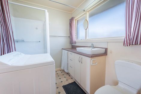 Photo of property in 1-11/94 Avenue Road, West End, Timaru, 7910
