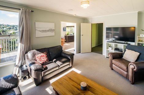 Photo of property in 33 Verviers Street, Karori, Wellington, 6012