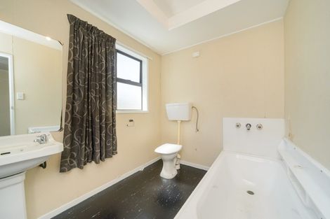 Photo of property in 8b Tyne Street, Roslyn, Palmerston North, 4414