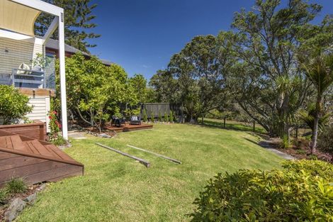 Photo of property in 120 Aberdeen Road, Campbells Bay, Auckland, 0620