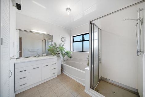 Photo of property in 80 West Street, Pukekohe, 2120