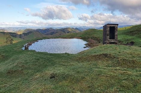 Photo of property in 1875 Kanakanaia Road, Whatatutu, Te Karaka, 4091