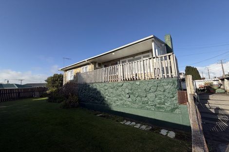 Photo of property in 5 Raleigh Street, Waitara, 4320