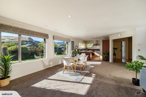 Photo of property in 4 Coburn Place, Lake Hayes, Queenstown, 9304