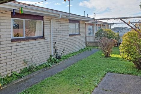 Photo of property in 15 Birdwood Avenue, Moturoa, New Plymouth, 4310