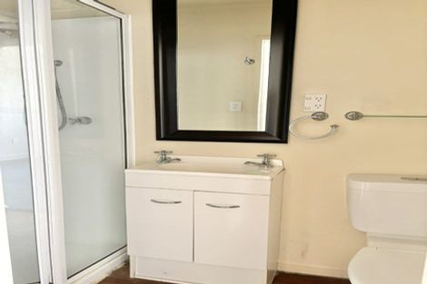 Photo of property in 25 Carruthers Street, Otane, 4202