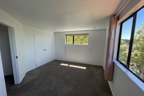 Photo of property in 941a East Coast Road, Torbay, Auckland, 0630