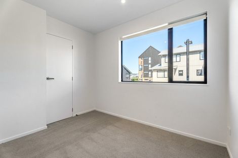 Photo of property in 13 Eileen Newey Place, Henderson, Auckland, 0612