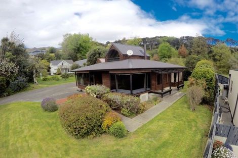 Photo of property in 6 Julius Place, Akaroa, 7520
