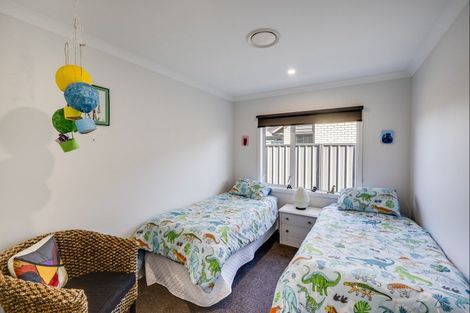 Photo of property in 54 Eriksen Road, Te Awa, Napier, 4110