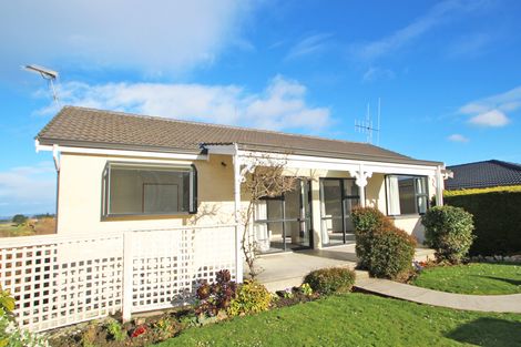 Photo of property in 22 Leven Street, South Hill, Oamaru, 9400