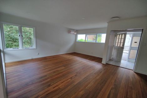 Photo of property in 32 Monarch Avenue, Hillcrest, Auckland, 0627