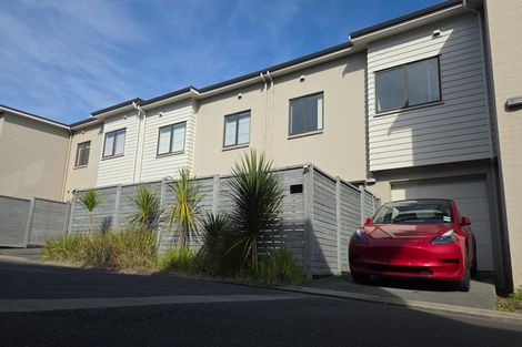 Photo of property in 32 Whenuapai Drive, Whenuapai, Auckland, 0618